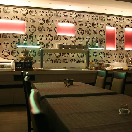 Stanchini ベラーリア・イジェア・マリーナ